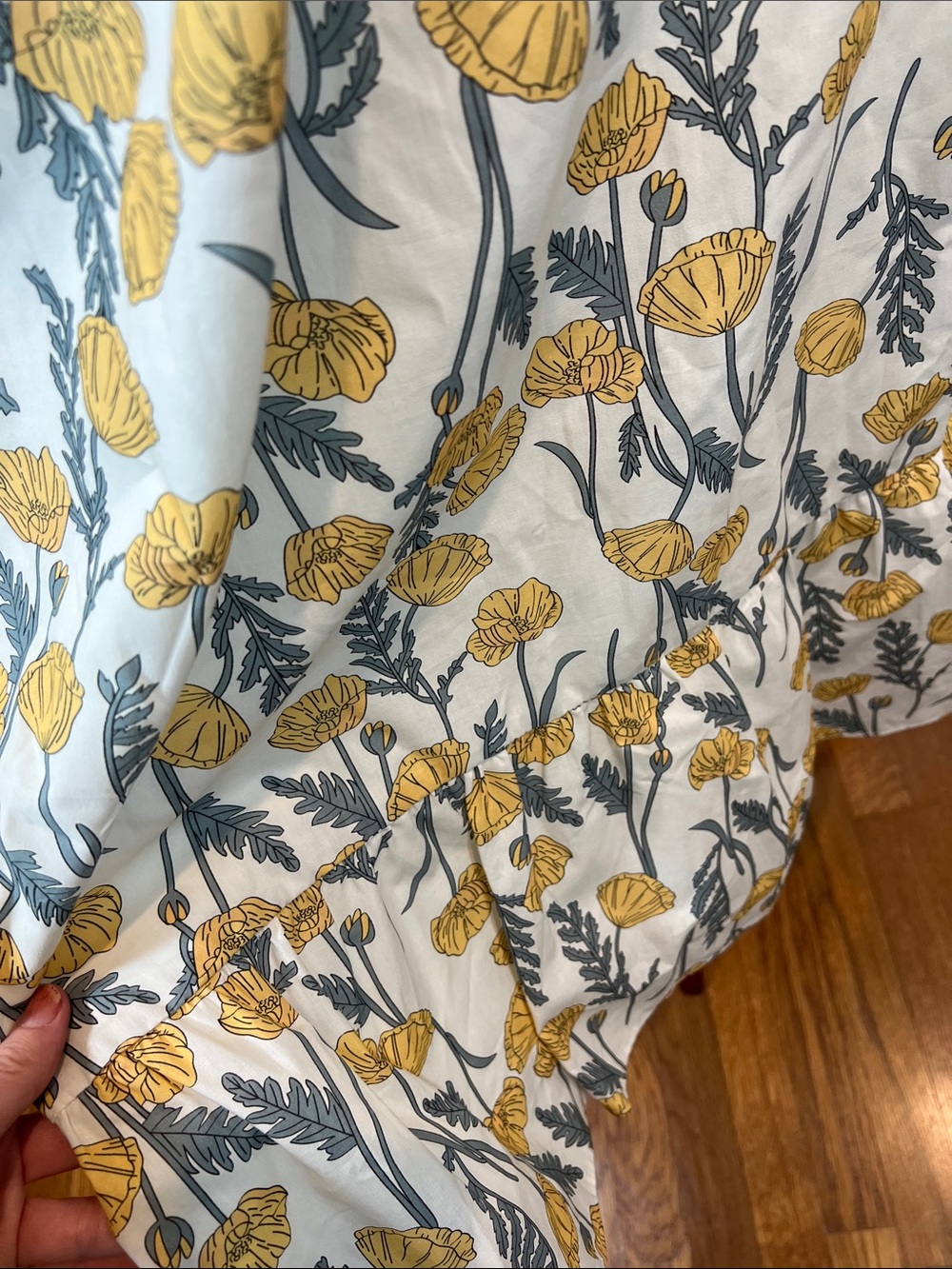 Hyacinth House White Mimi Midi Dress. Yellow Floral Print. Puff Sleeves. S. NWOT - Picture 7 of 13